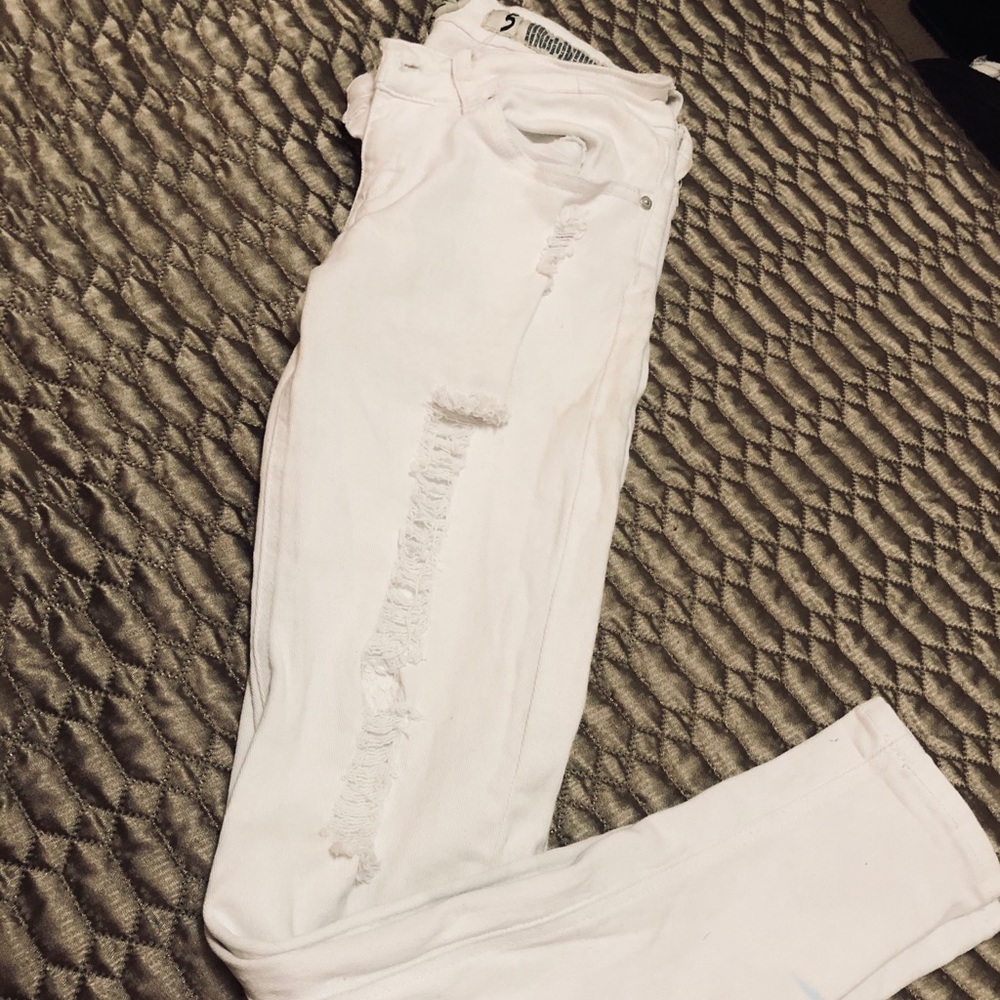 white ripped skinny jeans